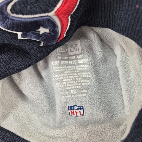 EUC Houston Texans New Era Salute to Service Digi Camo Knit Beanie Hat OS - Picture 2 of 13
